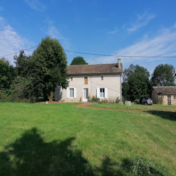 Offres de vente Maison Rouillé 86480