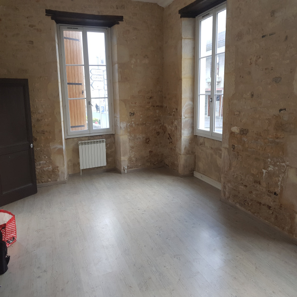 Offres de location Studio Couhé 86700