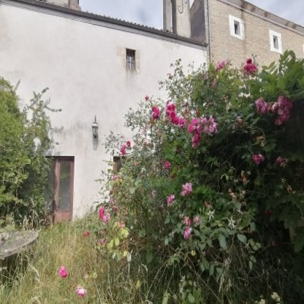 Offres de vente Maison Lezay 79120