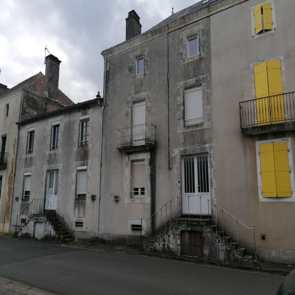 Offres de vente Maison Lezay 79120