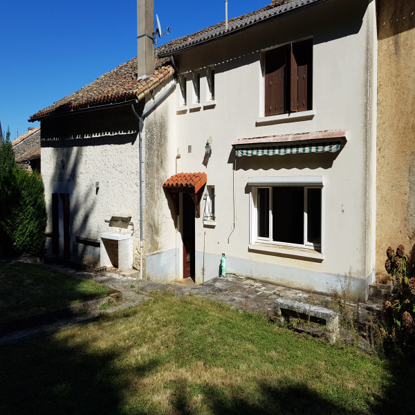 Offres de vente Maison Celle-Lévescault 86600